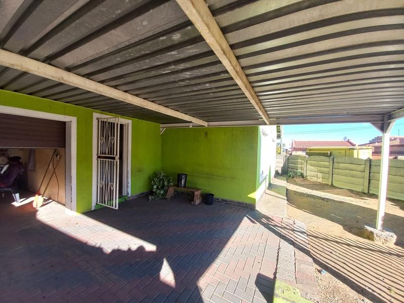 3 Bedroom Property for Sale in Zamdela Free State